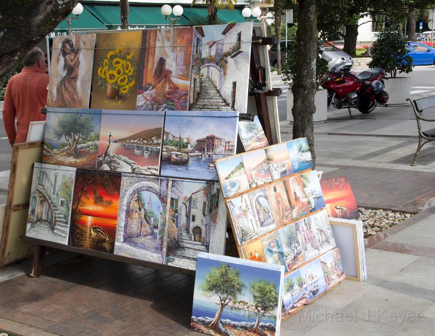 IMG_4203 copy.jpg - Artist on the street